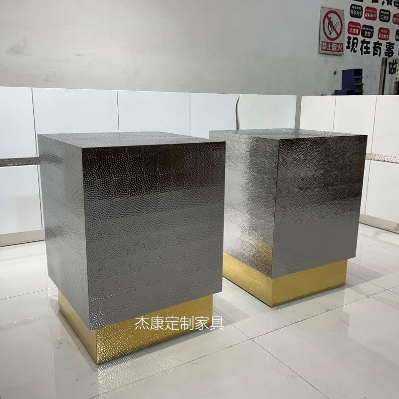 不锈钢凹凸纹小圆几意式轻奢边几沙发旁立方体角几极简小尺寸边桌
