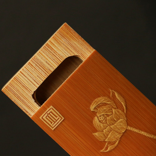 十几年老玉竹东阳名家裘立刚本工精工留青雕刻牙签盒竹雕把件把玩