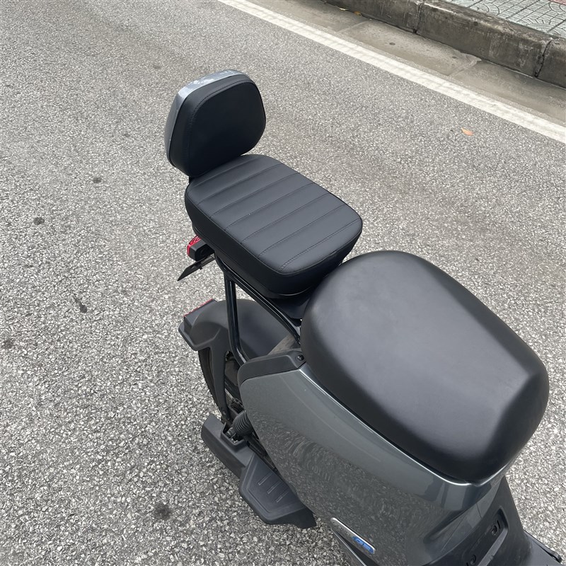 适用小牛电动车UQI/U1D/U+B加宽加厚后坐垫G2/F2S加大后座垫改装