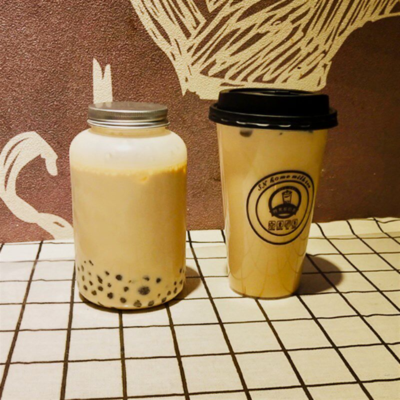 PET网红塑料瓶饮料奶茶果汁瓶一次性加厚杯子带盖密封外卖小杯子
