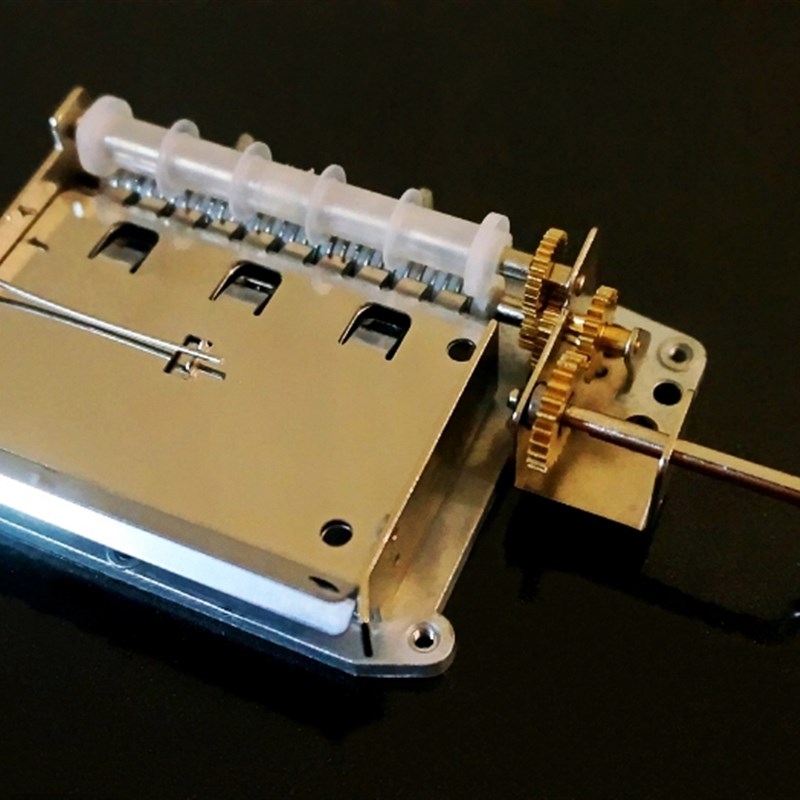 30音手摇纸带八音盒木质DIY音乐盒男友女生生日礼物