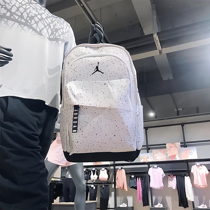 飞人新款大容量双肩包初中高中学生书包女运动包男包篮球包旅行包