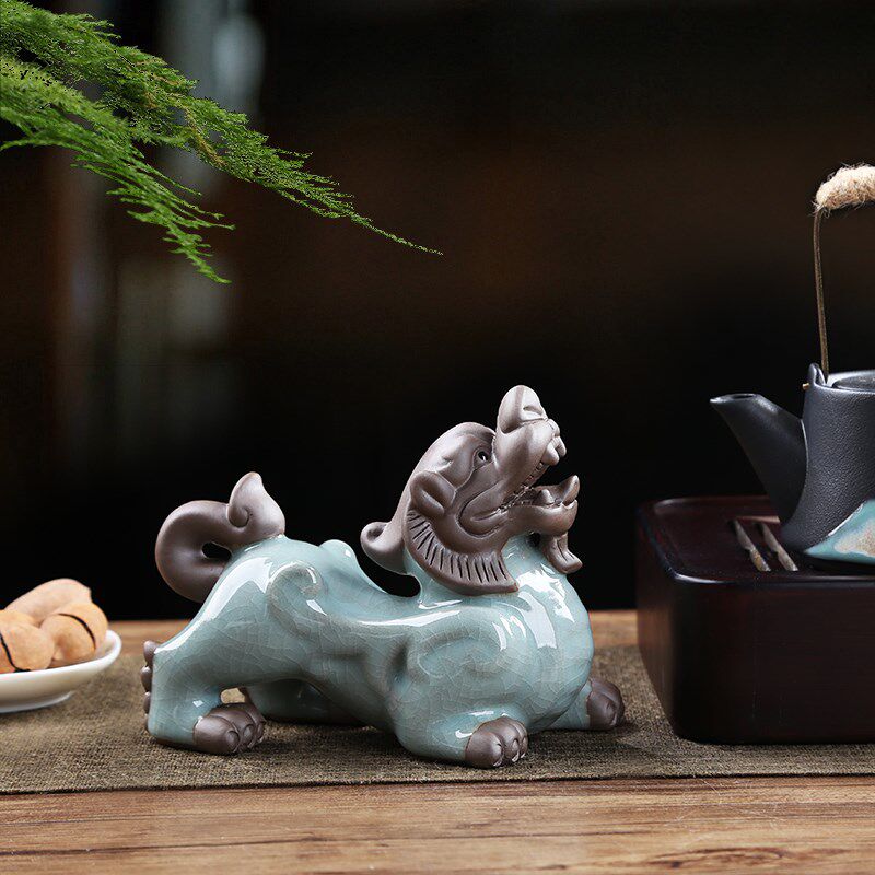 飞天貔貅招财镇宅陶瓷汝窑茶宠精品手工茶道茶玩茶具配件茶桌装饰