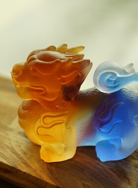 龙年吉祥物2024新款琉璃貔貅招财摆件办公室客厅茶桌茶宠装饰摆件