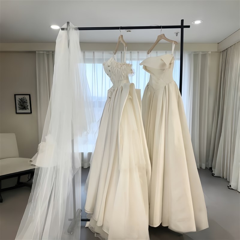 黑色婚纱展示架落地式礼服陈列货架中式秀禾挂衣架汉服架头纱架子