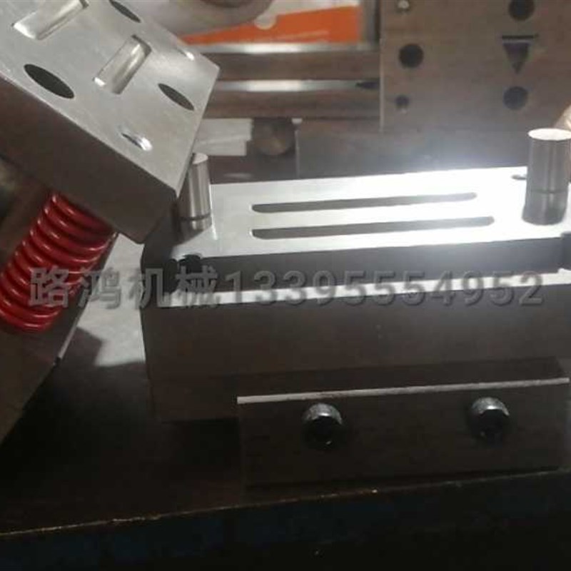 折弯机用百叶窗 通风散热孔模具 不锈钢配电箱百叶窗模具定制图片