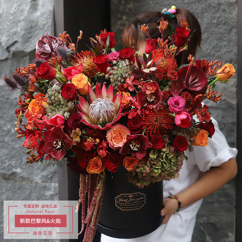 上海武汉同城鲜花快递进口大花蕙兰蝴蝶兰郁金香玫瑰混搭花抱抱桶