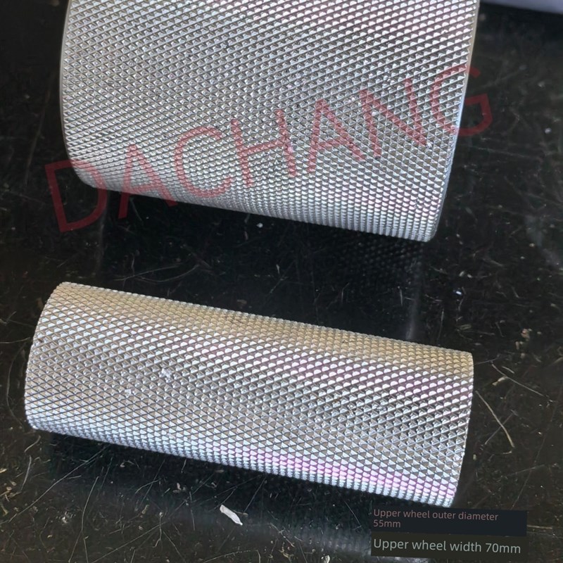 后拖轮车削机上下滚轮车削机铁轮5550大拉猪肠拉布拖拉机齿