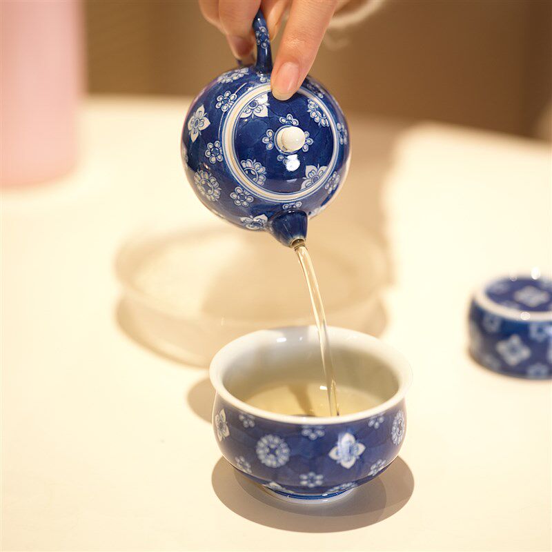 宛玉 蓝地青花螺钿纹西施壶 普洱杯白茶杯 一人饮套组主人杯 盖置