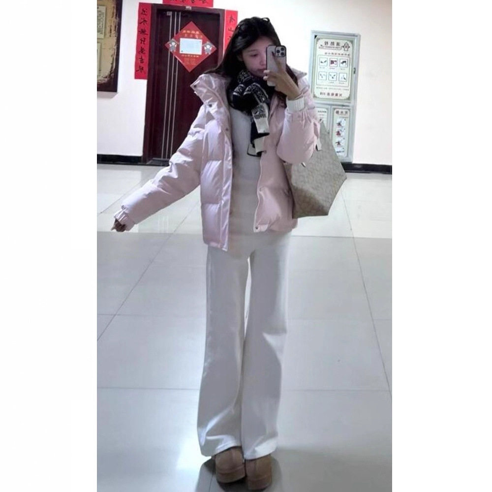 美式白色高腰加绒微喇牛仔裤女2026秋新款宽松显瘦直筒拖地裤子