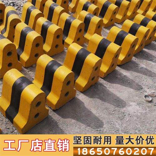 小圆形水泥防撞墩子交通安全隔离小区物业护栏挡车分流路障厂家销