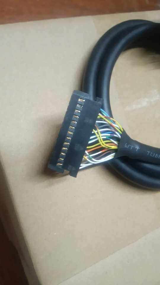 新代系统26芯数控机牀HK面板SK4 SK5连接线供电线数据线通讯线图片