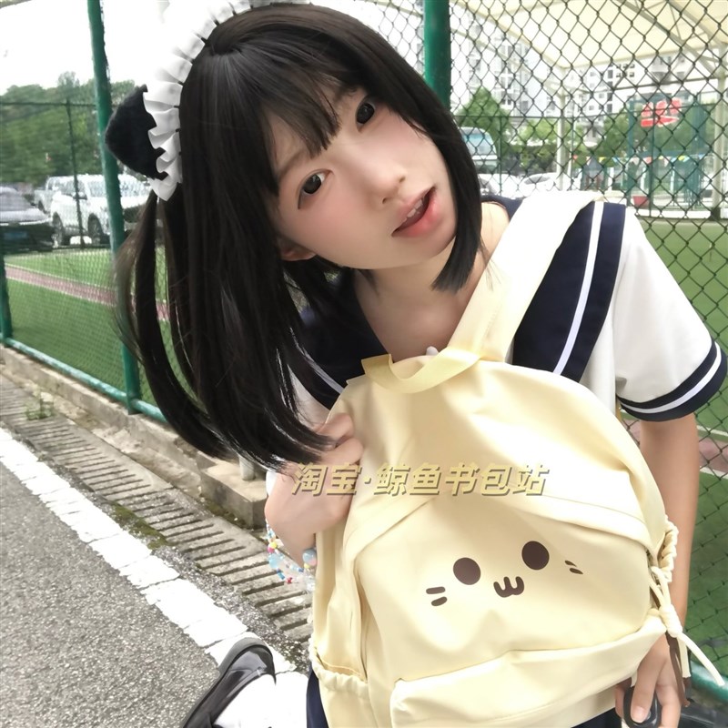 韩版书包女孩休闲百搭双肩包日系ins初中女生高中学生轻便背包
