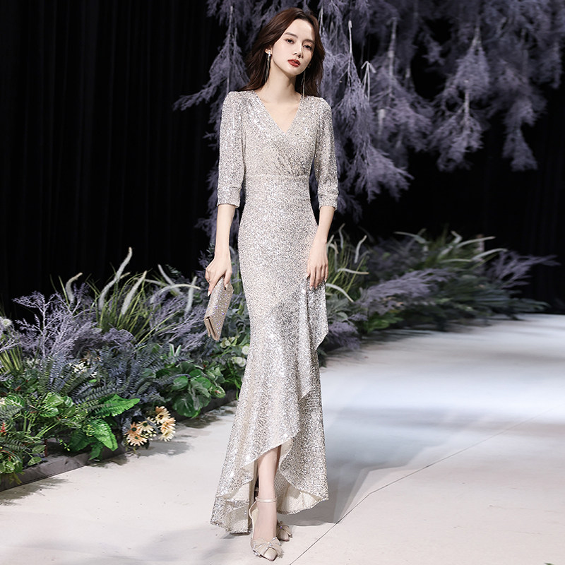 高档晚礼服裙女2021新款气质宴会高贵鱼尾银色名媛主持人高端优雅