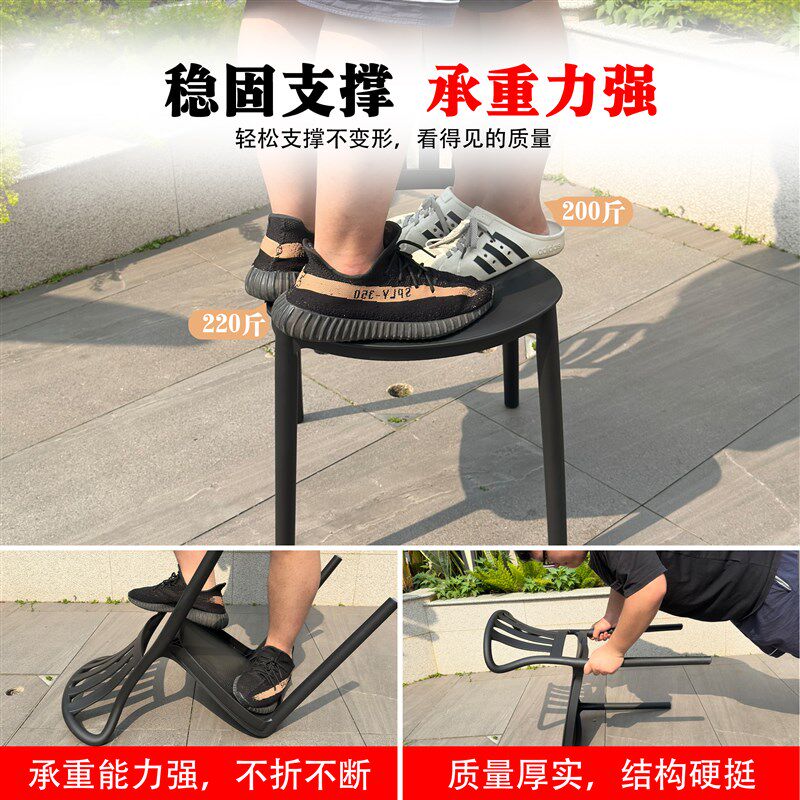 户外休闲桌椅组合阳台洽谈网红奶茶店外摆简约室外小圆碳钢餐桌子