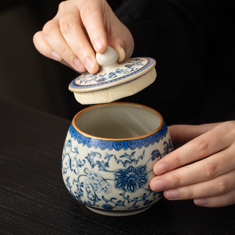 汝窑青花缠枝莲陶瓷茶叶罐家用大容量存储密封罐精品功夫茶具配件