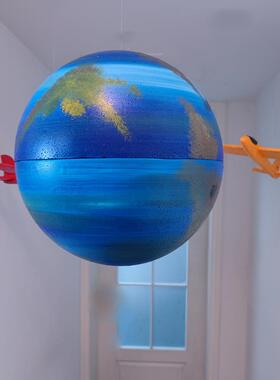 幼儿园地星球模型布置飞机装饰学校环游世界吊装饰摄影结婚庆背景