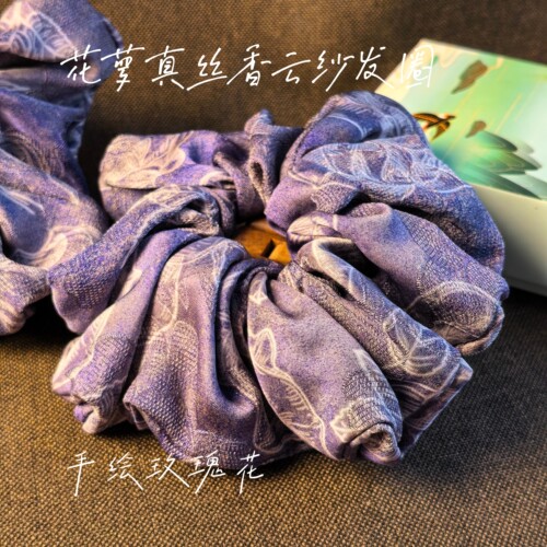 100%真丝香云纱大肠发圈女手绘浮雕玫瑰花低马尾发绳扎丸子头发饰