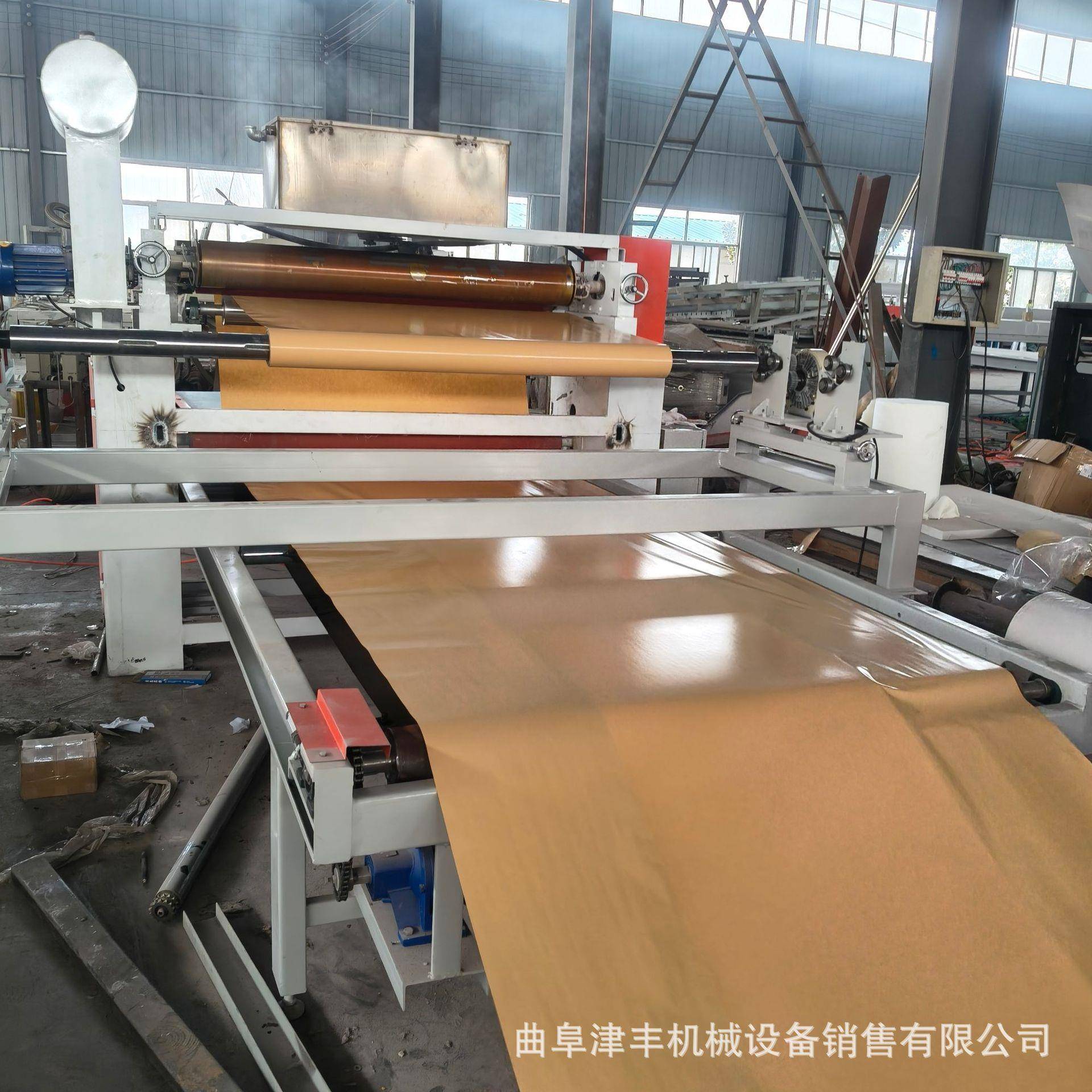 聚酯纤维板毛毡隔音毡离型纸背胶机 隔音板吸音毡不干胶复合机