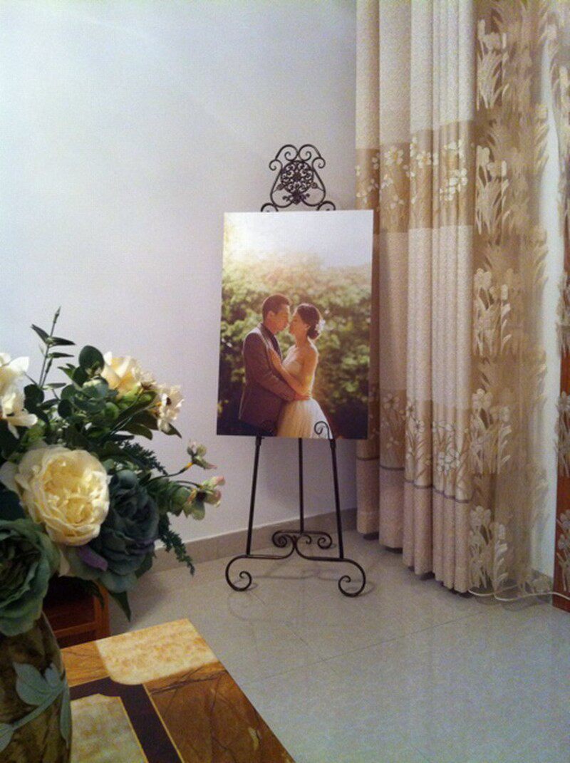 馨生活落地铁艺展示架素描画架 简约油画架相框架子婚庆照片托架