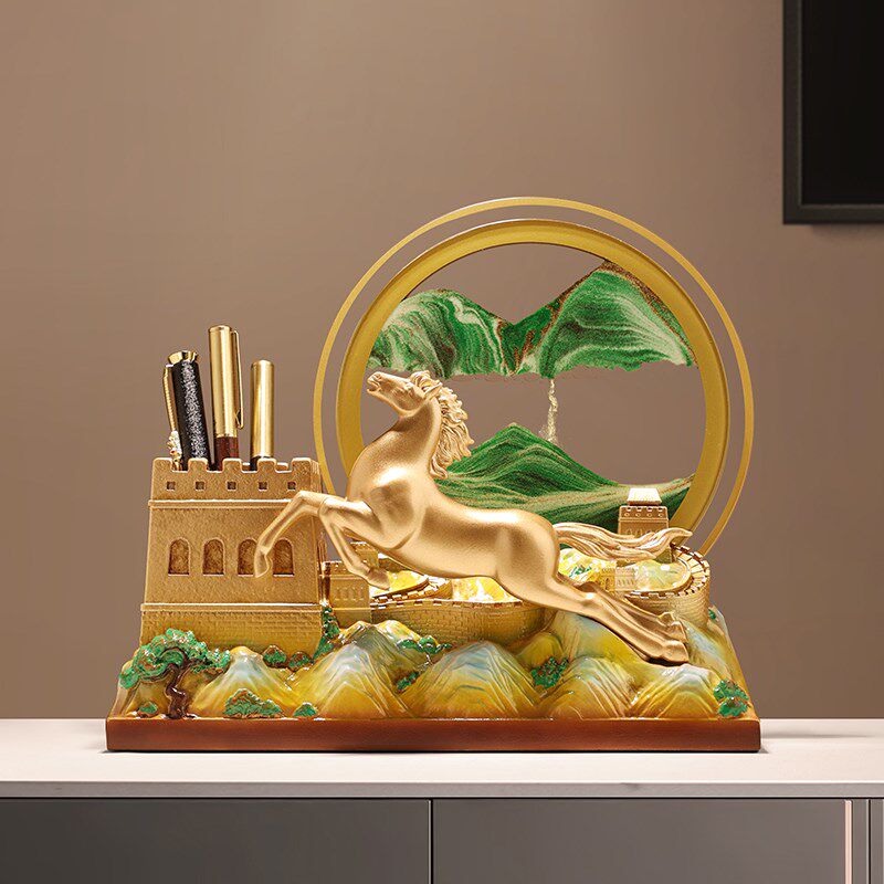 马到成功笔筒办公室桌面流沙画摆件轻奢高档书房装饰品高级感礼物