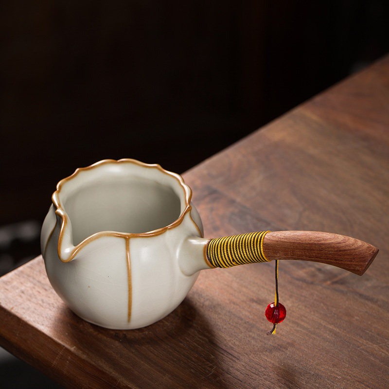 加厚汝窑公道杯陶瓷茶滤一体套装侧把公杯景德镇木把茶海茶具配件