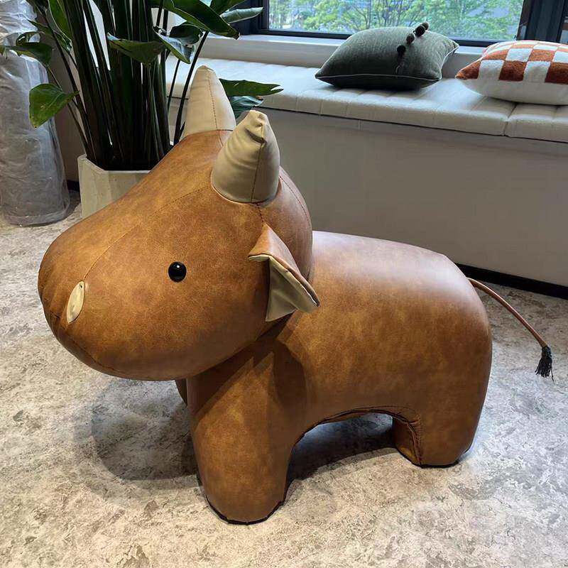 需定制小牛凳子换鞋凳创意乔迁礼物动物造型落地摆件客厅软装饰暖