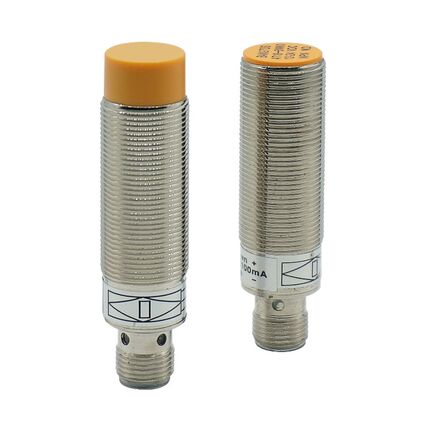 邦拓斯M18航插式非埋入接近开关三线24V感应传感器AT18-8NO/5NWO