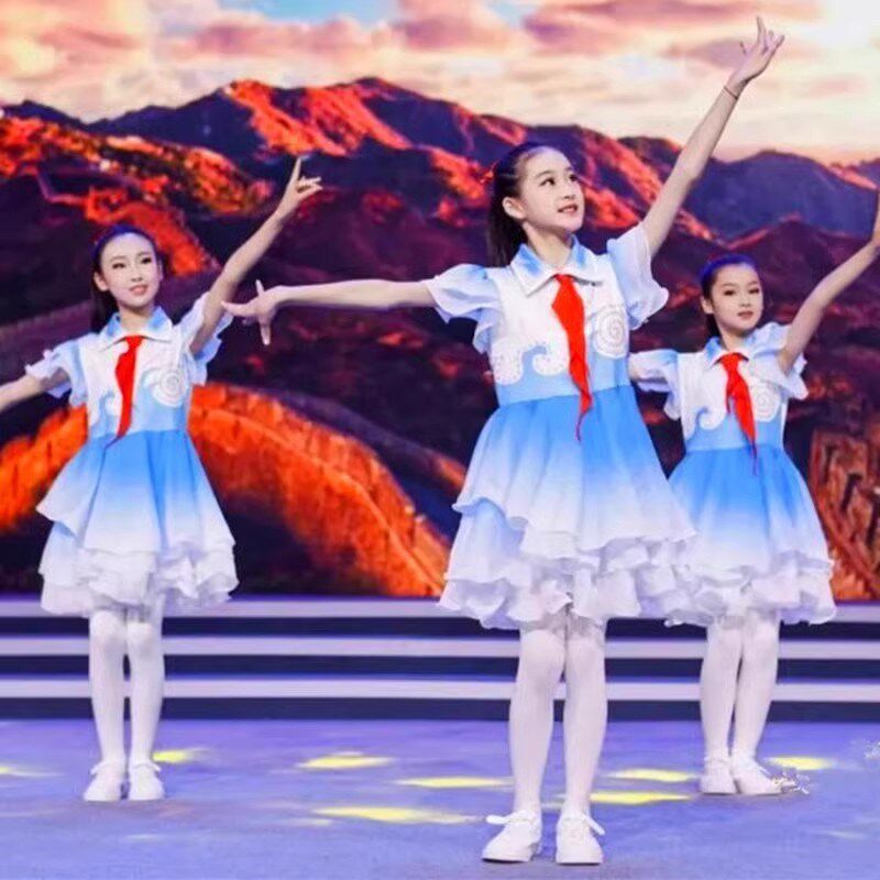 少年有志红舞蹈服装六一儿童诗歌朗诵中小学生大合唱团领巾演出服