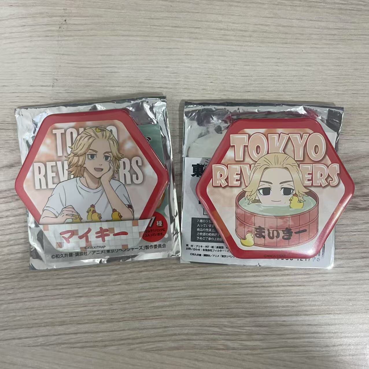 原袋东京复仇者佐野万次郎mikey沐浴六边形吧唧灰谷兰日散现货
