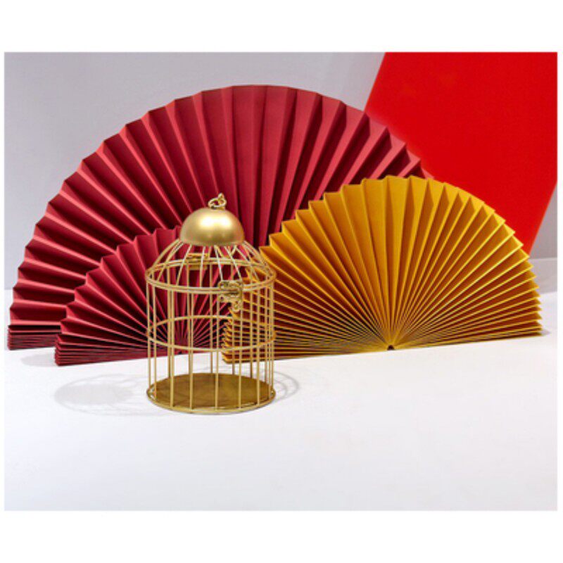 中国风红色新年半圆纸扇新年元旦节商场橱窗柜台摆件装饰布置