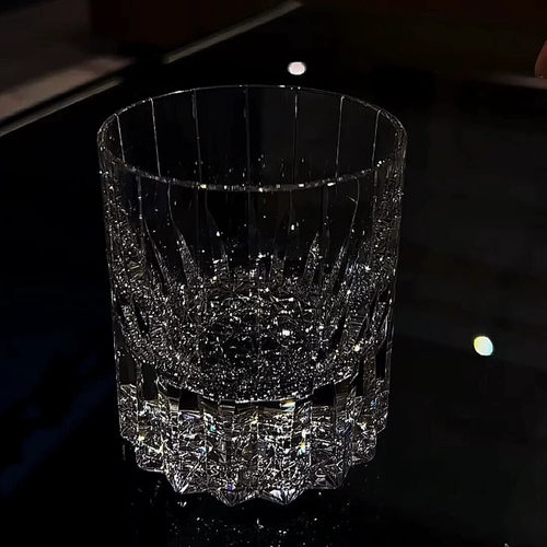 威士忌酒杯高级感水晶微醺杯家用特别好看的玻璃杯艺术聚会洋酒杯