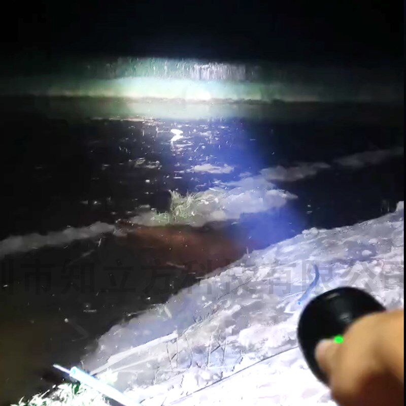 P70.2二代潜水手电筒强光水下专用赶海抓鱼黄光超亮夜潜防水照明