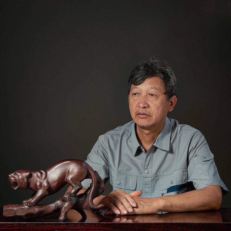 黑檀木雕老虎摆件实木雕刻下山虎生肖动物家居摆设装饰品客厅玄关