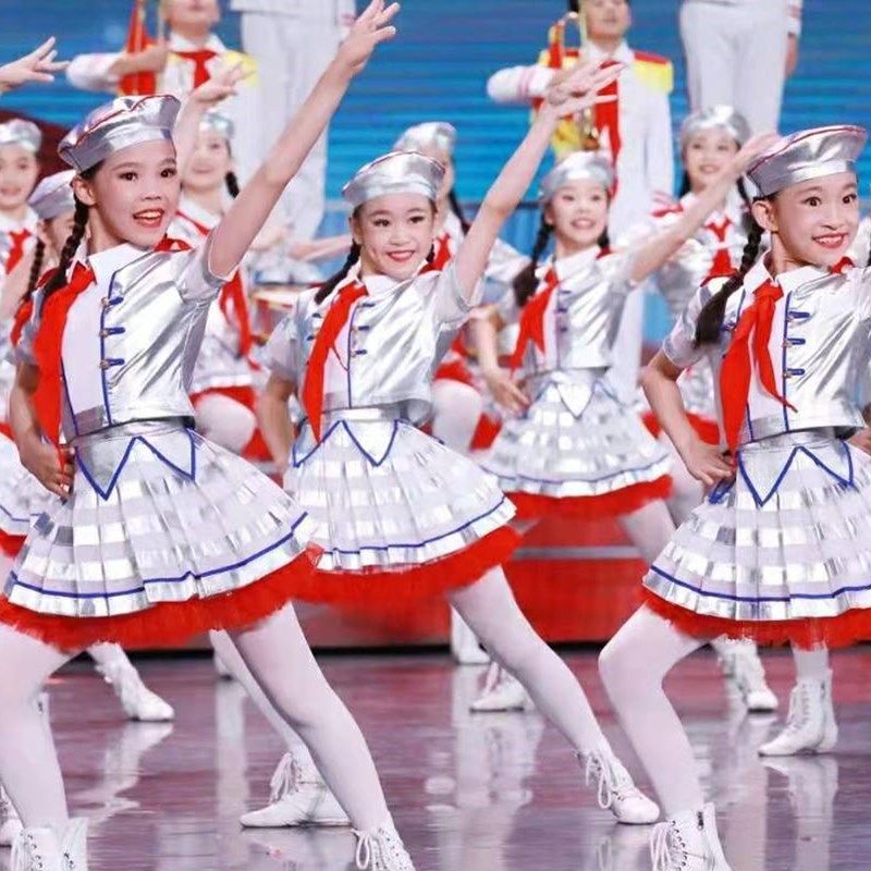 新款少先队红领巾表演服鼓号服学生升旗手服装儿童啦啦操舞蹈套服