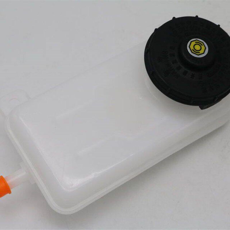 适用于比亚迪S6刹车油壶总成M6S7制动液油壶盖油位感应器刹车油壶