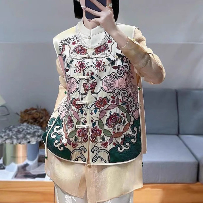 秋季新品复古民族风重工刺绣马甲背心女装醋酸显瘦百搭中式上衣
