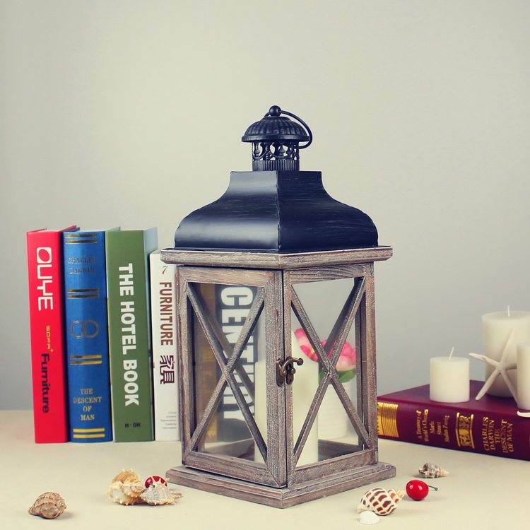 简约木制马灯防风灯玻璃烛台灯笼蜡烛台家居橱窗摆件拍摄道具软装