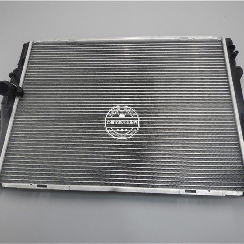 适配宝马3系E90E92散热器E93冷却器318320I323325I328I330335水箱