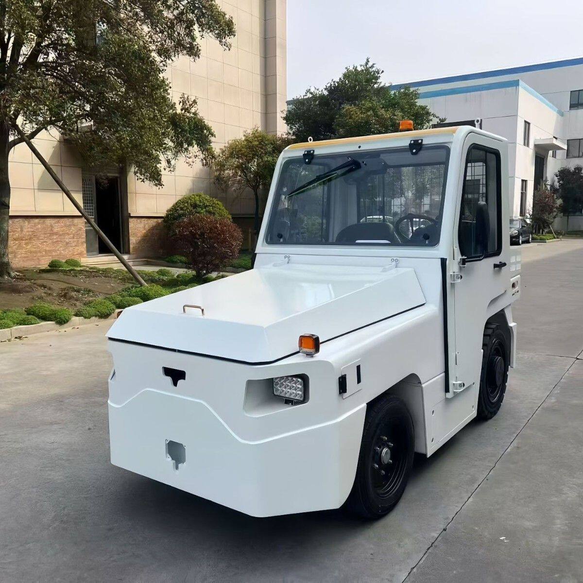 普尔夫机场牵引车20 25 30吨50T电动飞机牵引头拖头行李牵引挂车