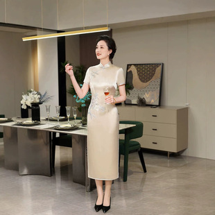 2026新款新品香槟色刺绣旗袍婚庆婚宴妈妈装礼服春夏季感日常