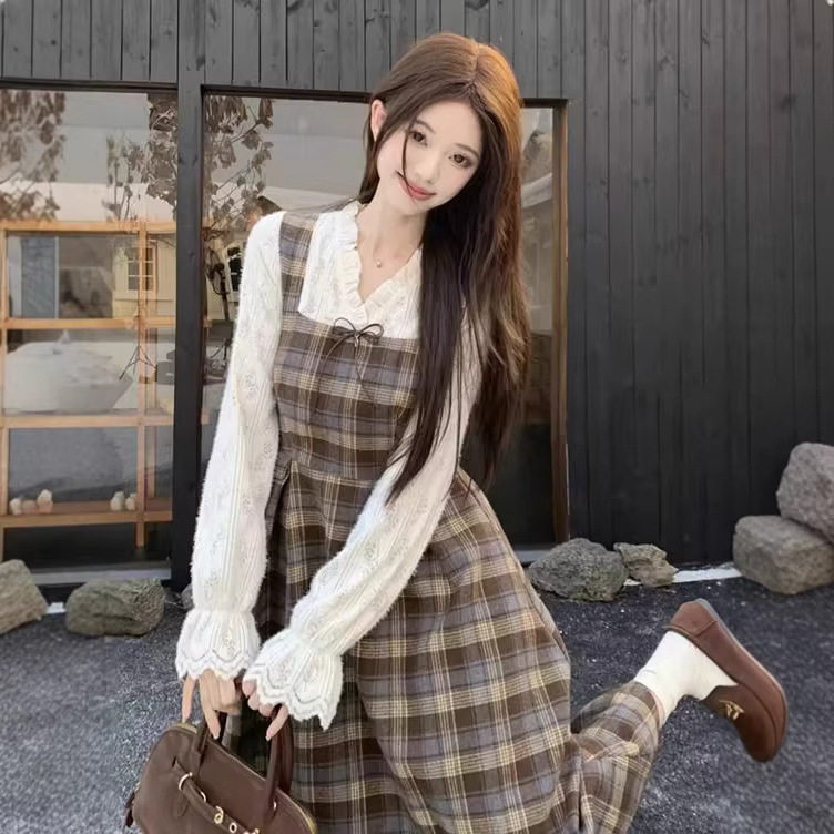 法式春装格纹毛呢连衣裙新版长裙子大码女收腰显瘦假两件针织套装