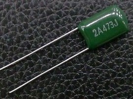 CL11 涤纶电容2A473J   100V0.047UF  47NF  一包1000个30元