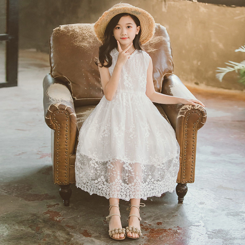 2026新款女童春夏水溶蕾丝裙子童装高腰飘逸沙滩度假裙亲子服连衣