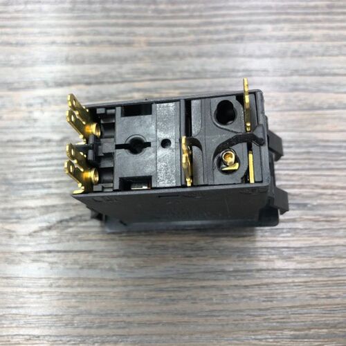 3120-F551-P7T1-W14DB4 1.2AAC240V DC50V德国断路器船型电源开关