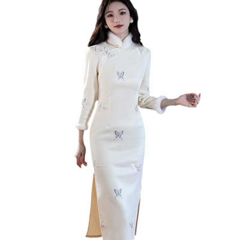 2026新款唐依恋蝴蝶刺绣旗袍旗袍