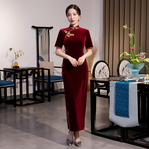 2026新款长旗袍年轻款丝绒性感气质单层晚礼服改良版连衣裙旗袍女
