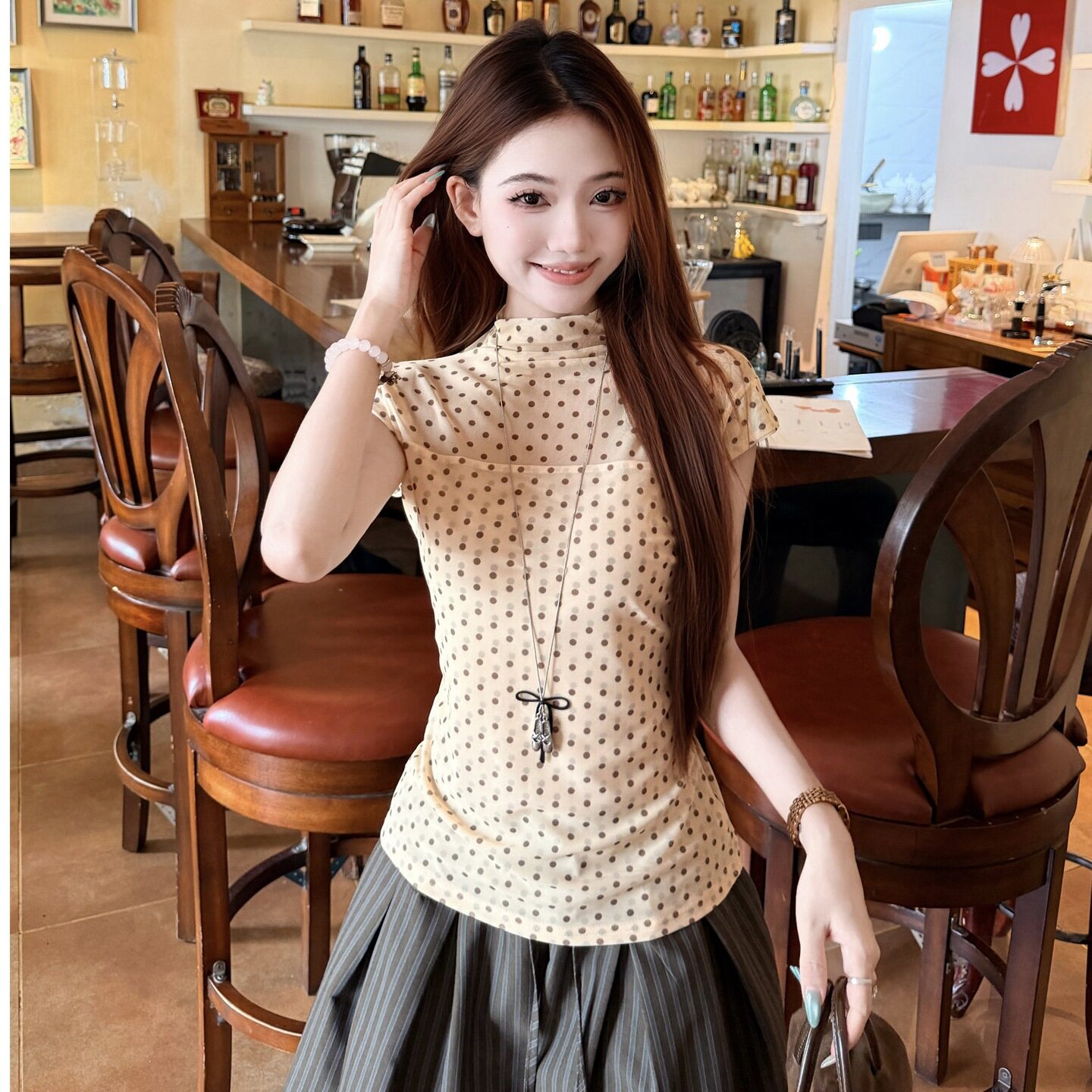 复古波点薄款显瘦小飞袖T恤女