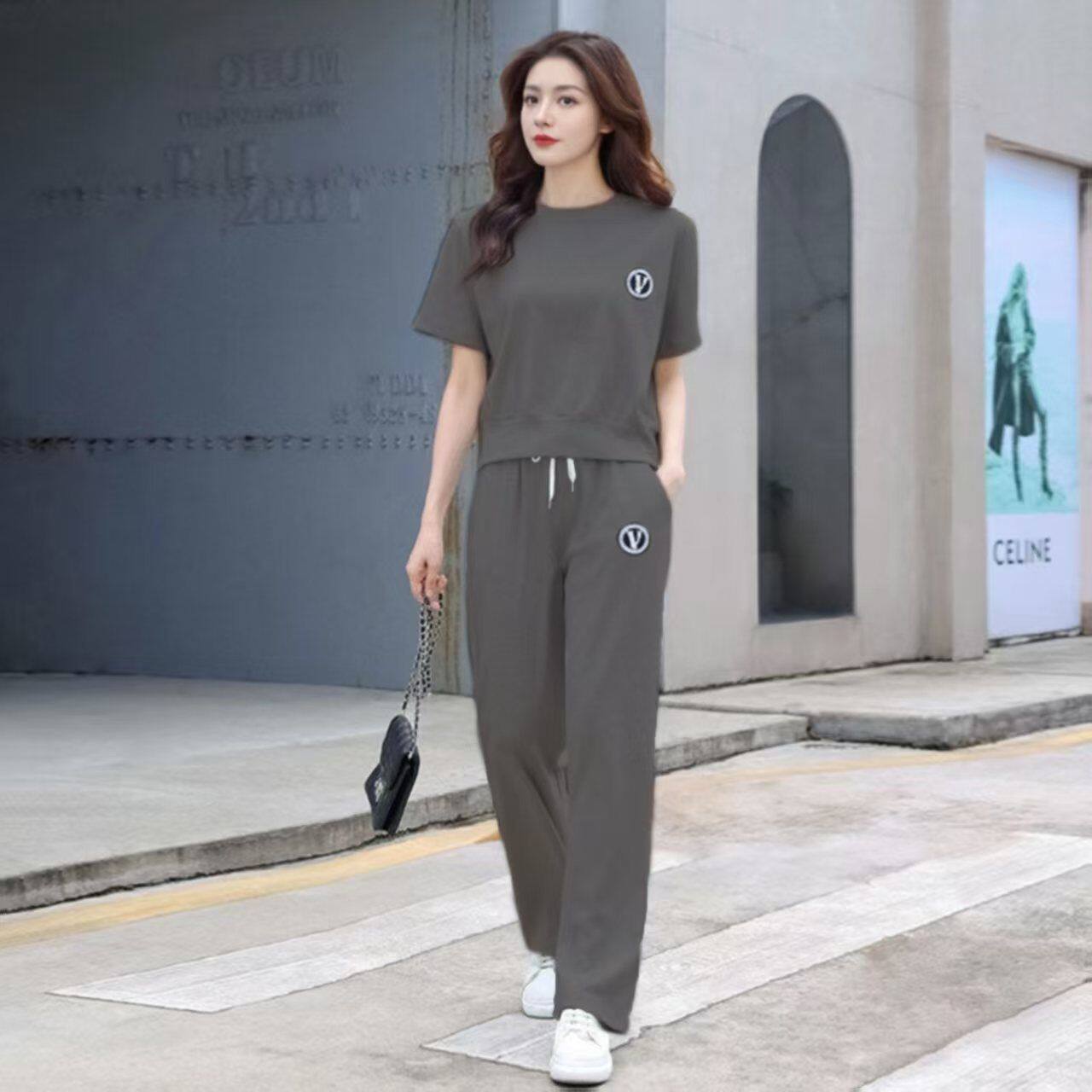 2026夏天新款潮洋气短款休闲运动大码宽松短袖穿搭跑步套装女晨跑