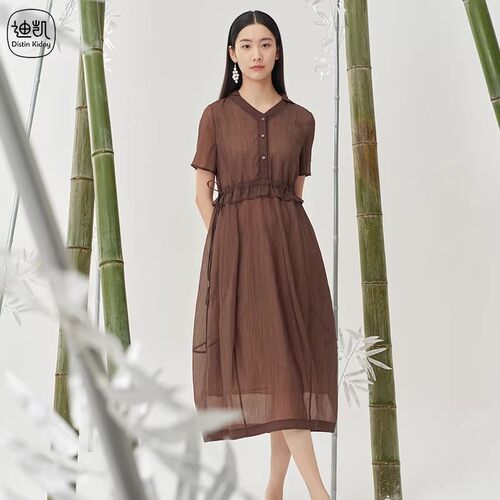 夏季法式复古V领显瘦连衣裙
